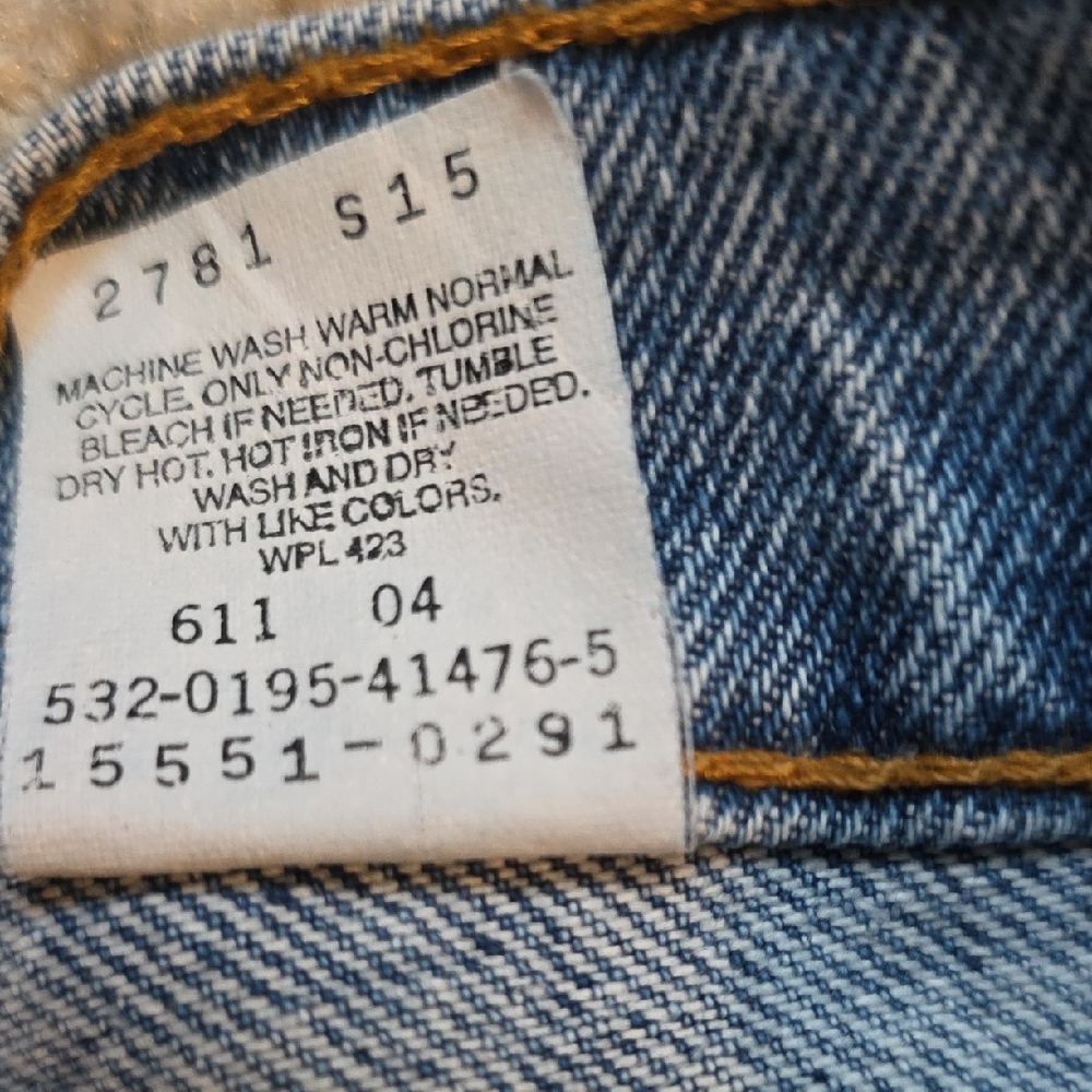 Levi's 551 Relaxed Fit Tapered Leg Light Blue Jeans Size 12R - Picture 7 of 7